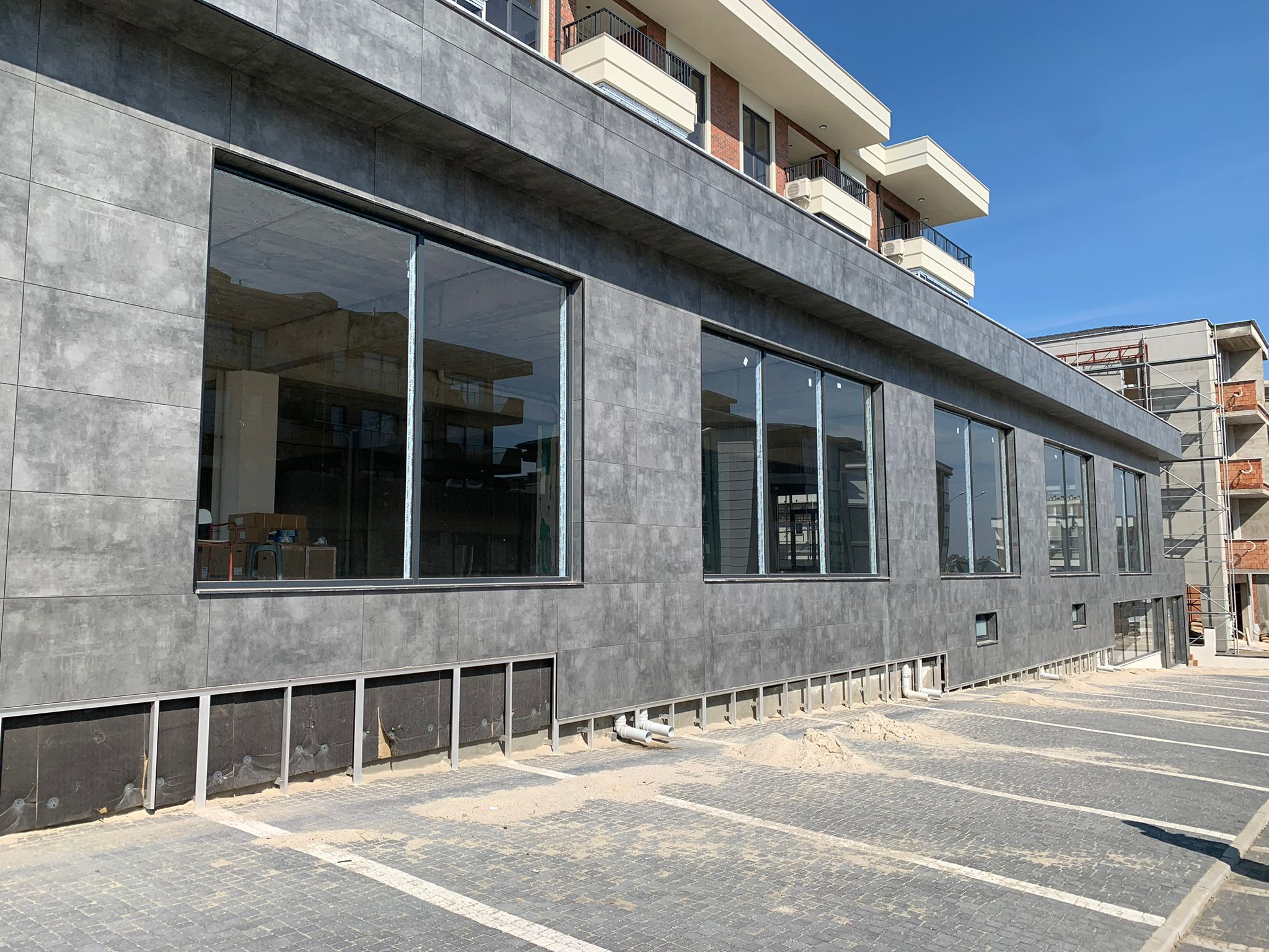 Zorlu Cephe Sistemleri